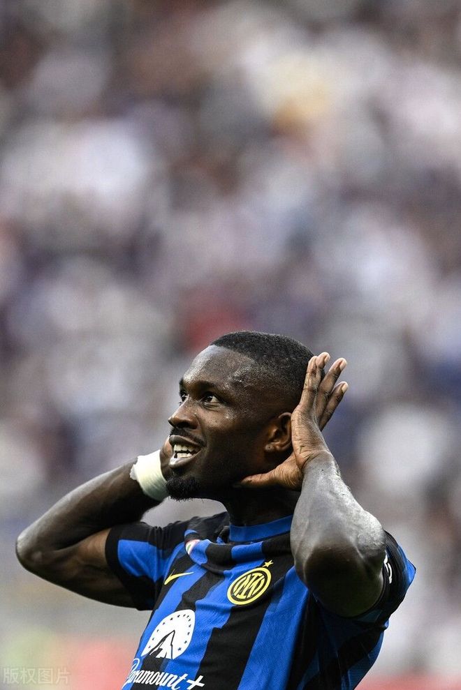 水晶宫高层 水晶宫高层