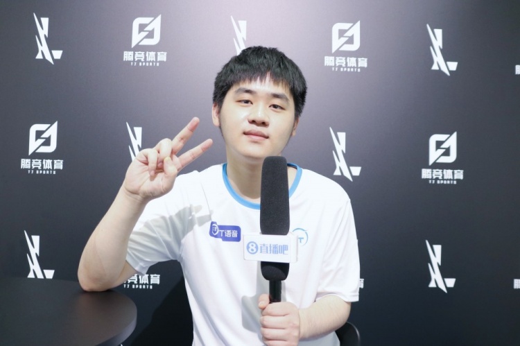 在另一块场 在另一块场